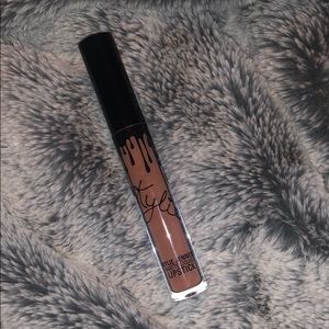 Kylie Cosmetics “Dolce K” liquid lipstick